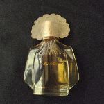 عطر ادکلن فلور کارولینا هررا - Flore Carolina Herrera - بررسی، قیمت و خرید