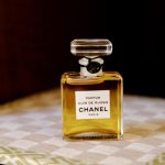 عطر ادکلن کویرد روسی شانل - Cuir de Russie Parfum Chanel - بررسی، قیمت و خرید