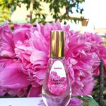 عطر ادکلن نژنی پیون دیلیس پرفیوم - Nezhny Pion Dilís Parfum - بررسی، قیمت و خرید