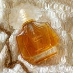 عطر ادکلن فلور کارولینا هررا - Flore Carolina Herrera - بررسی، قیمت و خرید