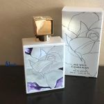 عطر ادکلن آیسد وایت ا دازن رزز - Iced White A Dozen Roses - بررسی، قیمت و خرید