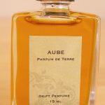 عطر ادکلن اُب دریفت پرفیوم دو تر - Aube Drift Parfum de Terre - بررسی، قیمت و خرید
