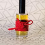 عطر ادکلن اتاشه موی ای سی اند لا آیکونوفلای - Attache-Moi ICI & LA ICONOFLY - بررسی، قیمت و خرید