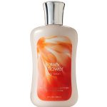عطر ادکلن باکس اشاره به این عبارت ندارد، اما می‌توانیم حدس بزنیم: باترفلای فلاور بث اند بادی ورکس - Butterfly Flower Bath & Body Works - بررسی، قیمت و خرید