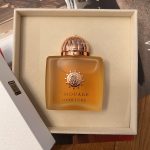 عطر ادکلن اوورتور وومن امواج - Overture Woman Amouage - بررسی، قیمت و خرید