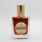عطر ادکلن لبدانوم جی‌بی پرفیومولوژی - Labdanum JB Perfumology - بررسی، قیمت و خرید