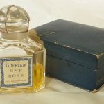 عطر ادکلن اون رز گرلن - Une Rose Guerlain - بررسی، قیمت و خرید