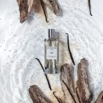 عطر ادکلن وانیلا سوئد آریانا گرانده - Vanilla Suede Ariana Grande - بررسی، قیمت و خرید