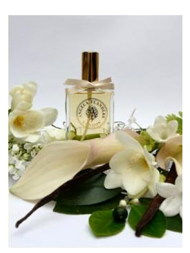عطر ادکلن بوکه دَمور آنجلّا فلندرز - Bouquet d'Amour Angela Flanders - بررسی، قیمت و خرید