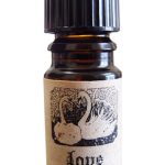 عطر ادکلن لاو آرکانا وایلدکرفت - Love Arcana Wildcraft - بررسی، قیمت و خرید