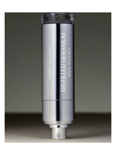 عطر ادکلن دیستیلد جیرانیوم کور ولوَتیل - Distilled Geranium Corps Volatils - بررسی، قیمت و خرید