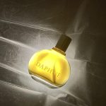 عطر ادکلن دَفنی کام دی کارسون - Daphne Comme des Garcons - بررسی، قیمت و خرید