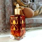 عطر ادکلن ملیس آنت نِفِر - Mellis Annette Neuffer - بررسی، قیمت و خرید