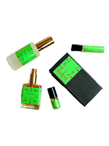 عطر ادکلن کاروان اسپایس دی‌اس‌اچ پرفیومز - Caravan Spice (Holiday no.11) DSH Perfumes - بررسی، قیمت و خرید