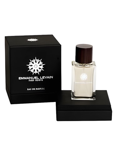 عطر ادکلن بلانک امانوئل لوین - Blanc Emmanuel Levain - بررسی، قیمت و خرید