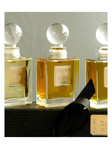 عطر ادکلن لو دی آیریس دی‌اس‌اچ پرفیومز - L´eau d´Iris DSH Perfumes - بررسی، قیمت و خرید