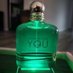 عطر ادکلن استرانگر ویت یو سَندَل‌وود جورجیو آرمانی - Stronger With You Sandalwood Giorgio Armani - بررسی، قیمت و خرید
