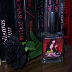 عطر ادکلن الویرا بلک رزز دمیتر فرگرنس - Elvira's Black Roses Demeter Fragrance - بررسی، قیمت و خرید