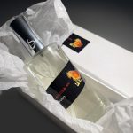 عطر ادکلن تئاترو الافاتیوو دی پارما: استکا هیلده سولیانی - Teatro Olfattivo Di Parma: Stecca Hilde Soliani - بررسی، قیمت و خرید