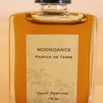 عطر ادکلن موندنس دریفت پارفوم دو تر - Moondance Drift Parfum de Terre - بررسی، قیمت و خرید