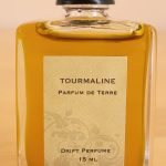عطر ادکلن تورمالین دریفت پرفیوم د تار - Tourmaline Drift Parfum de Terre - بررسی، قیمت و خرید