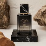 عطر ادکلن اُم فری‌شیپ میلانو - Om FreeShape Milano - بررسی، قیمت و خرید