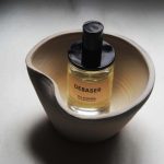 عطر ادکلن دی‌بیسر دی‌اس اند دورگا - Debaser DS&Durga - بررسی، قیمت و خرید