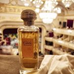 عطر ادکلن کالِش سُوا د پارفوم ارمِس - Caleche Soie de Parfum Hermès - بررسی، قیمت و خرید