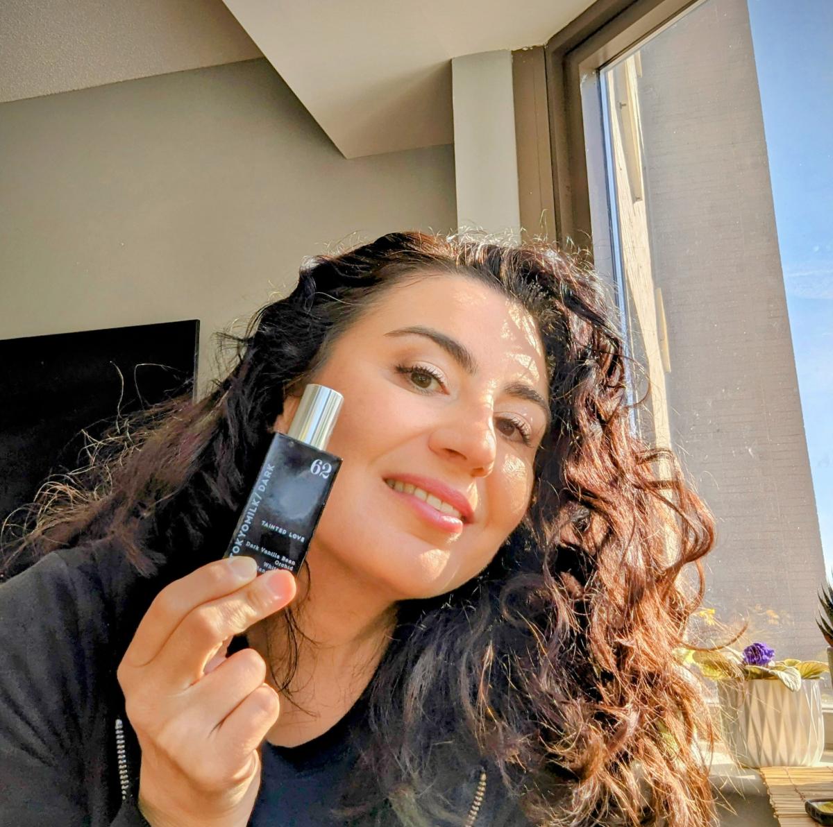 عطر ادکلن تینتد لاو توکیو میلک پارفومری کوریزیت - Tainted Love Tokyo Milk Parfumerie Curiosite - بررسی، قیمت و خرید