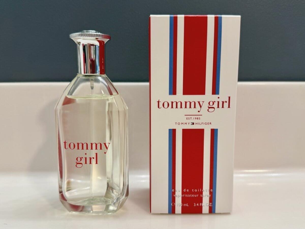 عطر ادکلن تامی گرل تامی هیلفیگر - Tommy Girl Tommy Hilfiger - بررسی، قیمت و خرید