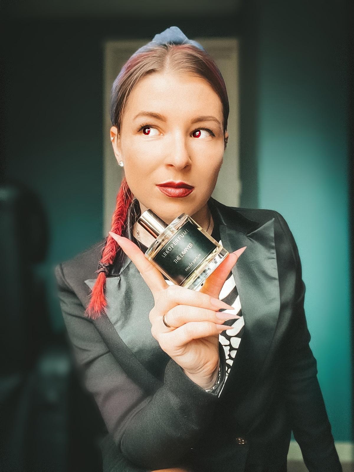 عطر ادکلن دلوایر زرکو پرفیوم - The Lawyer ZARKOPERFUME - بررسی، قیمت و خرید