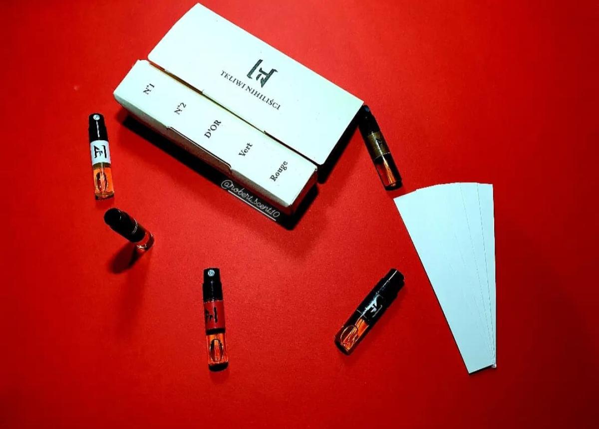 عطر ادکلن اِلان ویتال روژ تکلیوی نیهیلیسکی - ᴇ́ʟᴀɴ ᴠɪᴛᴀʟ ʀᴏᴜɢᴇ Tkliwi Nihilisci - بررسی، قیمت و خرید