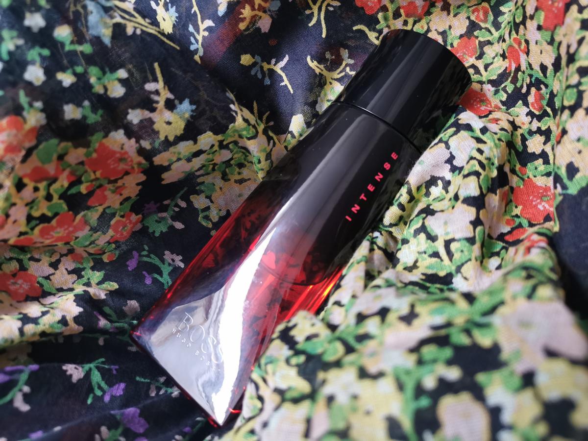 عطر ادکلن باس اینتنس هوگو بوس - Boss Intense Hugo Boss - بررسی، قیمت و خرید