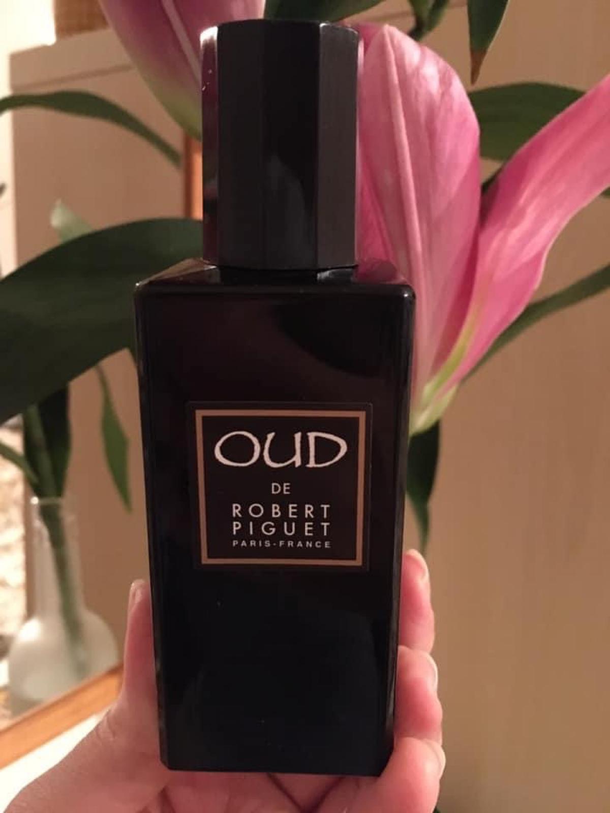 عطر ادکلن عود رابرت پیگه - Oud Robert Piguet - بررسی، قیمت و خرید