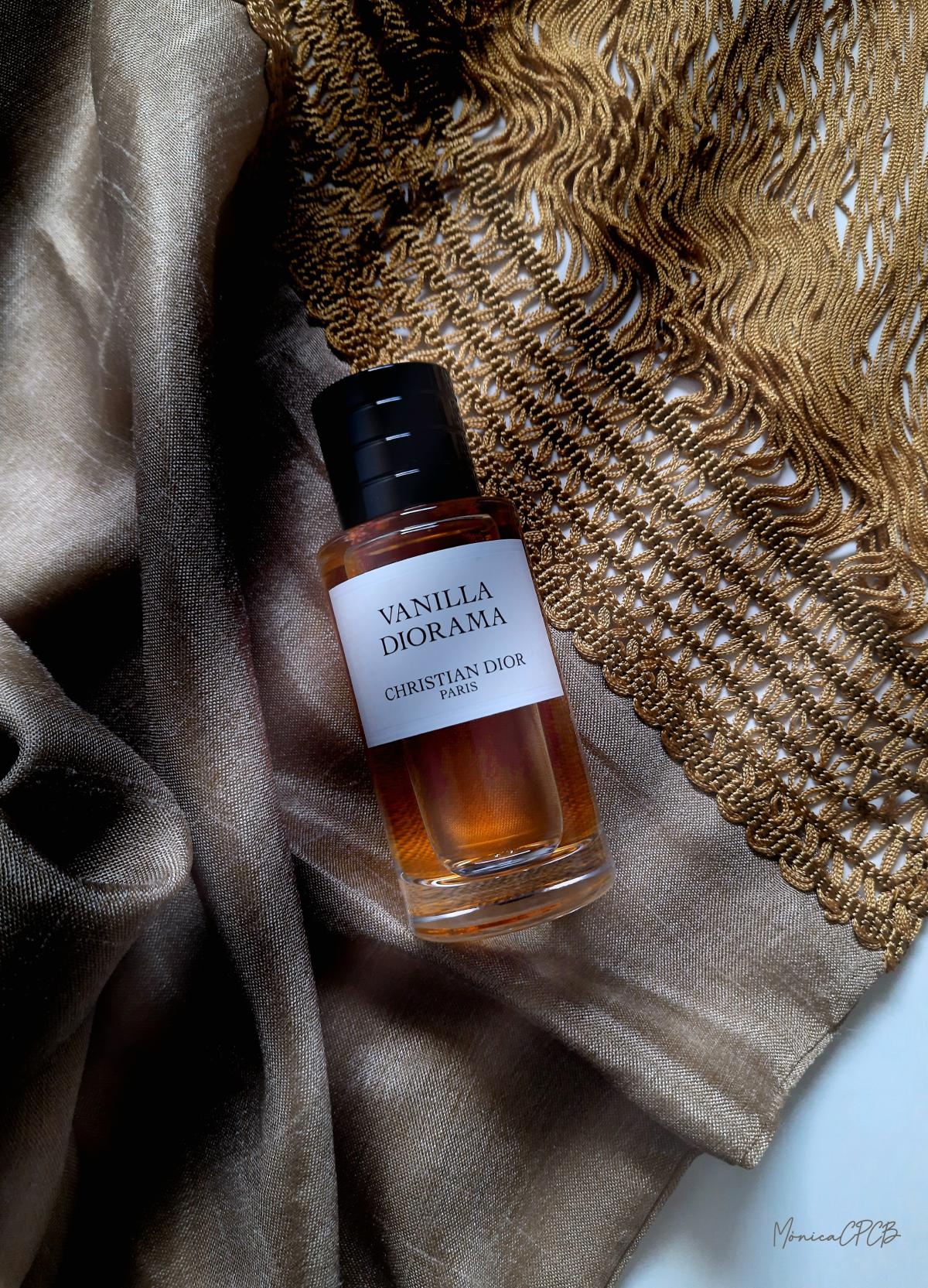 عطر ادکلن وانیلا دیوراما دیور - Vanilla Diorama Dior - بررسی، قیمت و خرید
