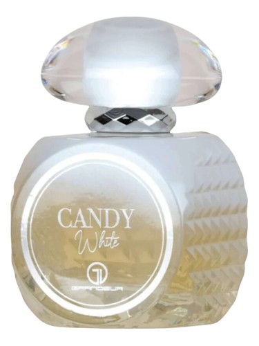 عطر ادکلن کندی وایت گراندِر - Candy White Grandeur - بررسی، قیمت و خرید