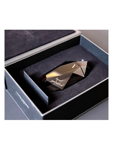 عطر ادکلن بیاند گود اند ایول واسکانیان پرفیومز - Beyond Good and Evil Voskanian Parfums - بررسی، قیمت و خرید