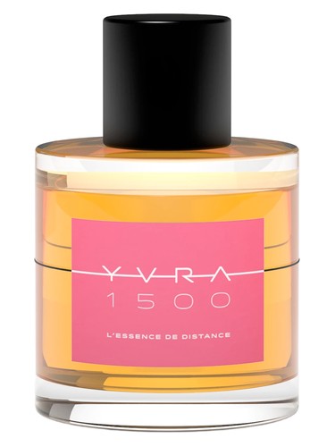 عطر ادکلن پانزده صد الِسانس د دیستنس یورا - 1500 - L'Essence de Distance YVRA - بررسی، قیمت و خرید