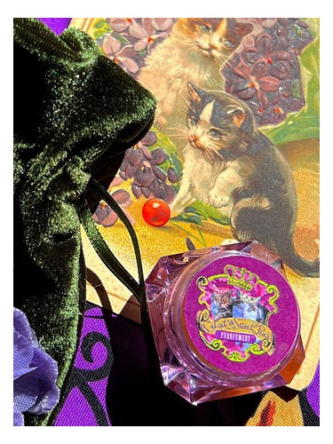 عطر ادکلن بوم دو کاسی ولوت اند سویت پیس پرفیومری - Beaumes de Cassis Velvet & Sweet Pea’s Purrfumery - بررسی، قیمت و خرید