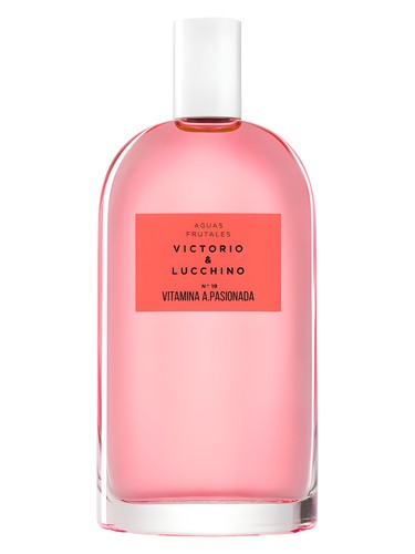 عطر ادکلن شماره ۱۹ ویتامین آ.پاسیونادا ویکتوریا اند لوچینو - Nº 19 Vitamina A.Pasionada Victorio & Lucchino - بررسی، قیمت و خرید