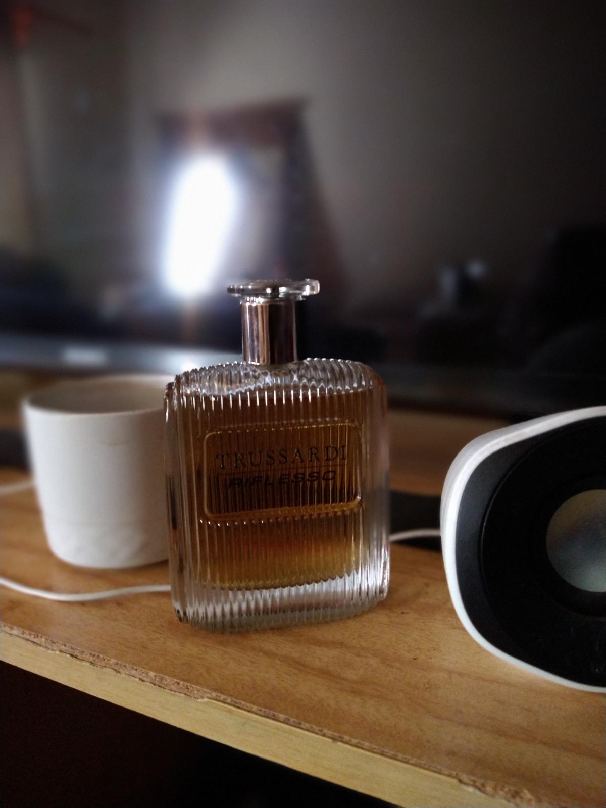 عطر ادکلن ریفلسو تروساردی - Riflesso Trussardi - بررسی، قیمت و خرید