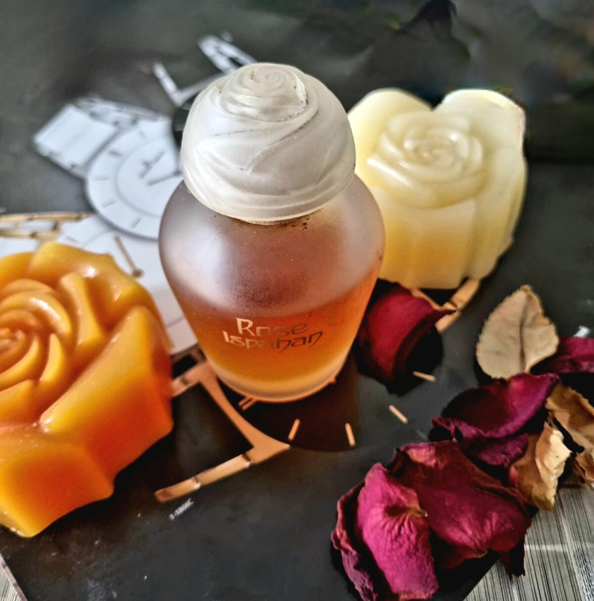 عطر ادکلن رز اصفهان ایوز روشه - Rose Ispahan Yves Rocher - بررسی، قیمت و خرید