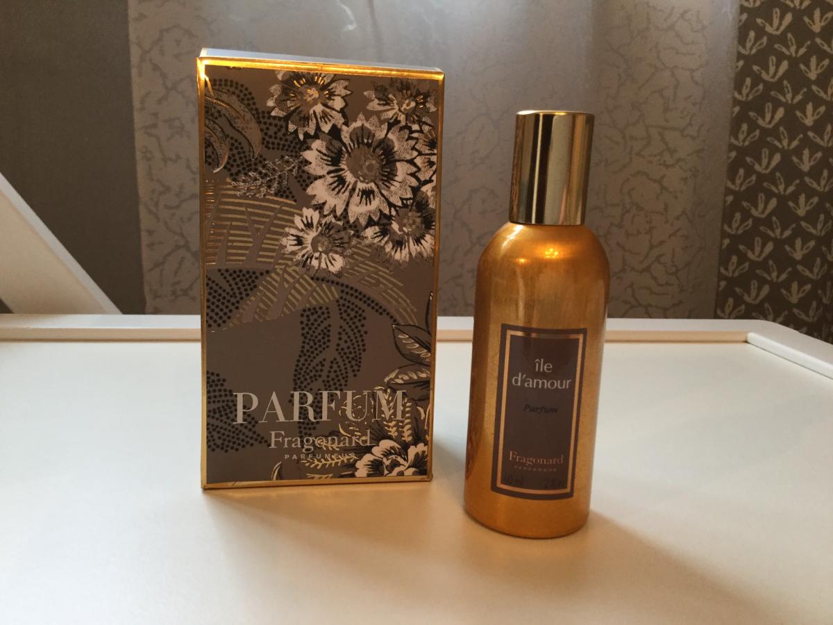عطر ادکلن ایل دامور فراگُنارد - Ile d'Amour Fragonard - بررسی، قیمت و خرید