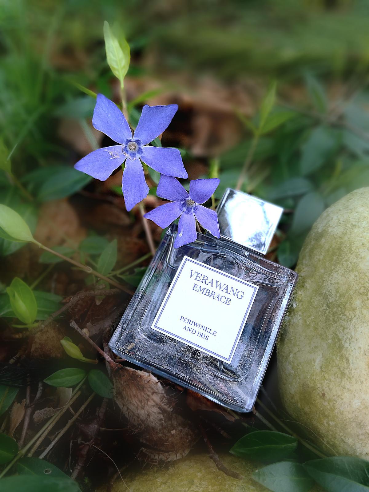 عطر ادکلن امبریس پری وینکل اند آیریس ویرا ونگ - Embrace Periwinkle & Iris Vera Wang - بررسی، قیمت و خرید