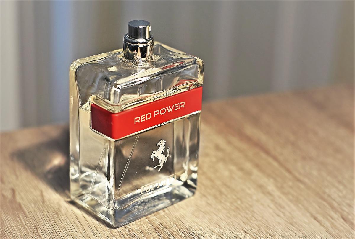 عطر ادکلن رد پاور فراری - Red Power Ferrari - بررسی، قیمت و خرید