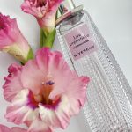 عطر ادکلن لایو ایرسیستیبل بلاسوم کراش ژیوانشی - Live Irrésistible Blossom Crush Givenchy - بررسی، قیمت و خرید