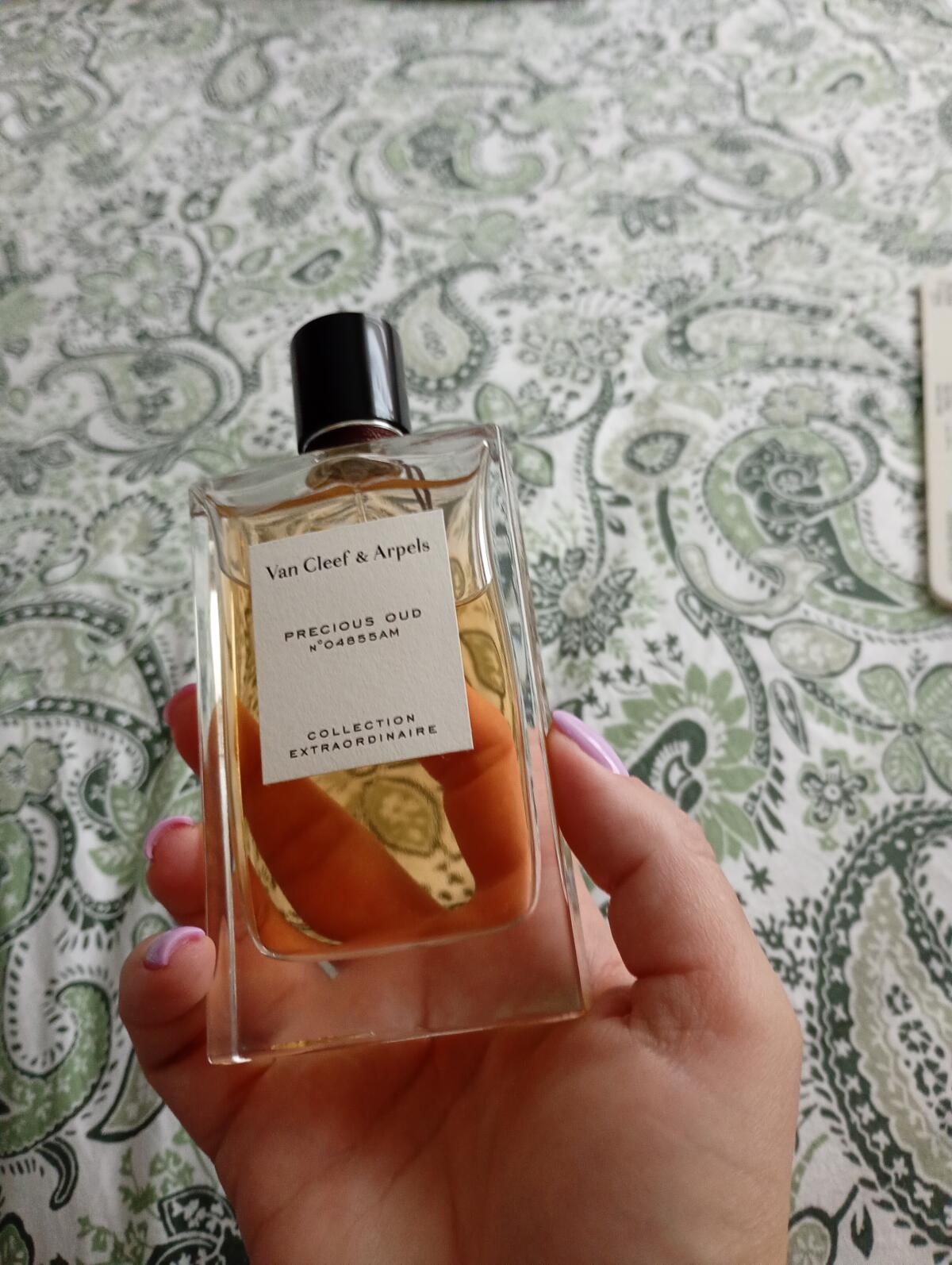 عطر ادکلن پرشس عود ون کلیف اند آرپلز - Precious Oud Van Cleef & Arpels - بررسی، قیمت و خرید