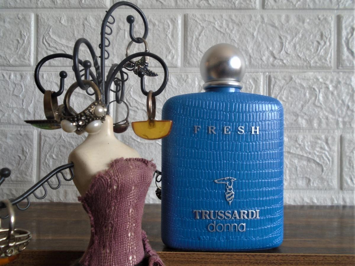 عطر ادکلن فرش تروساردی - Fresh Trussardi - بررسی، قیمت و خرید
