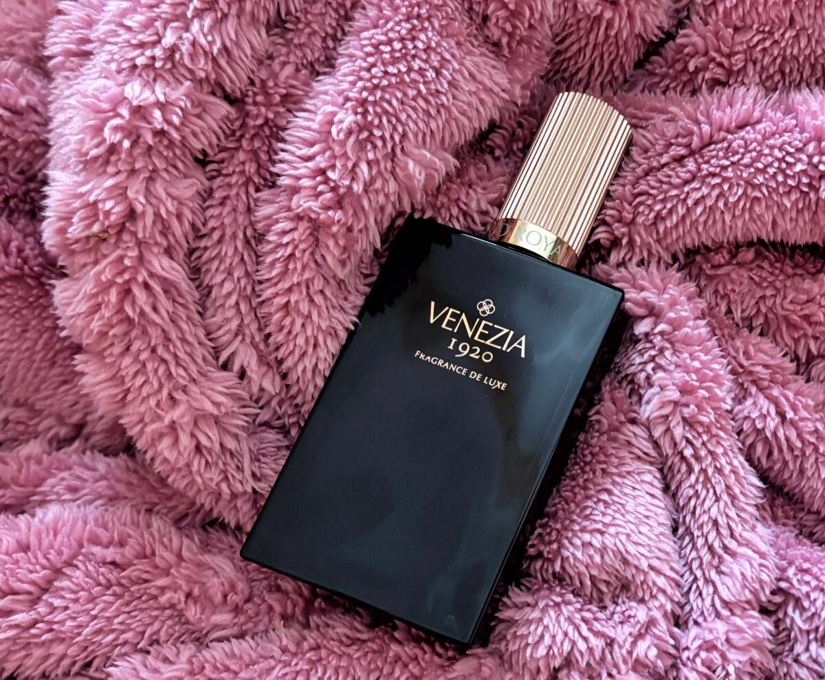عطر ادکلن اود رویال ونزیا ۱۹۲۰ - Oud Royale Venezia 1920 - بررسی، قیمت و خرید