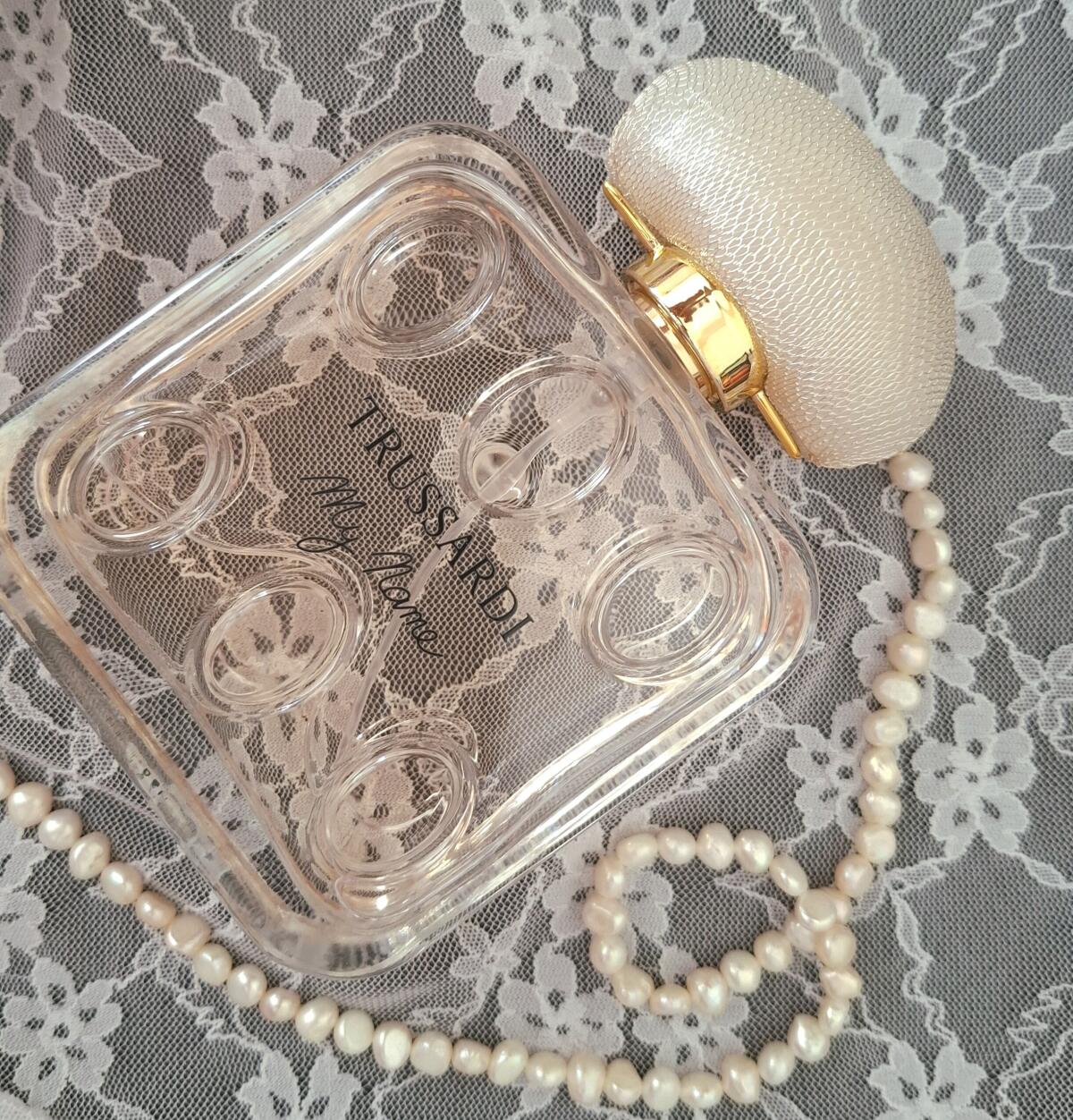 عطر ادکلن مای نیم تروساردی - My Name Trussardi - بررسی، قیمت و خرید